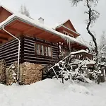Z Widokiem W Gorach 木屋 扎沃亚
